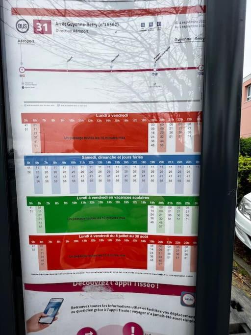 Apparemment Blagnac Proche Tram Exterior foto